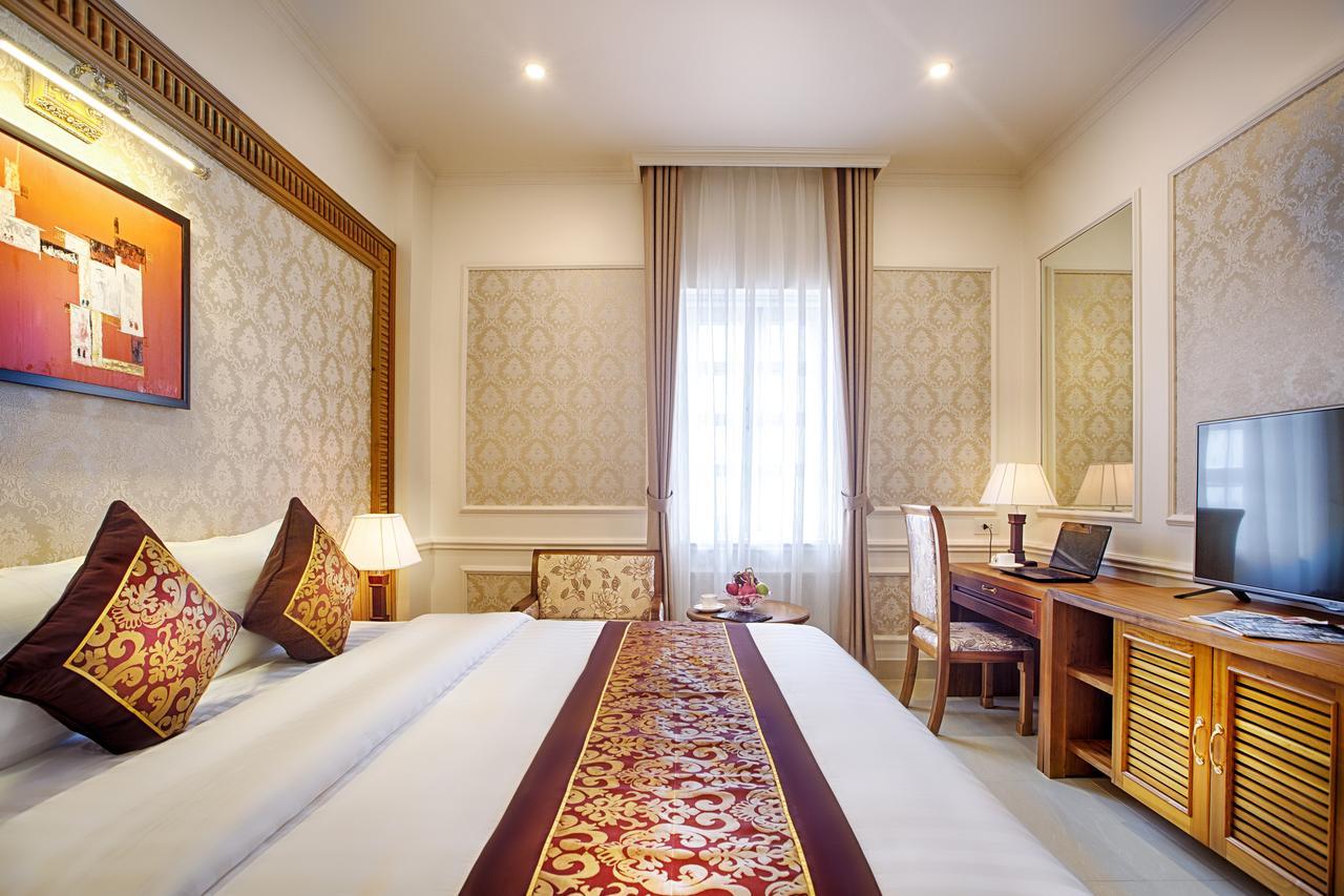Riverside Hotel Quang Binh Донгхой Екстер'єр фото