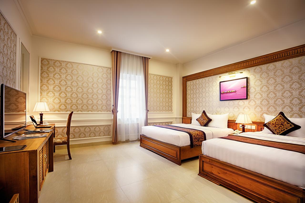 Riverside Hotel Quang Binh Донгхой Екстер'єр фото