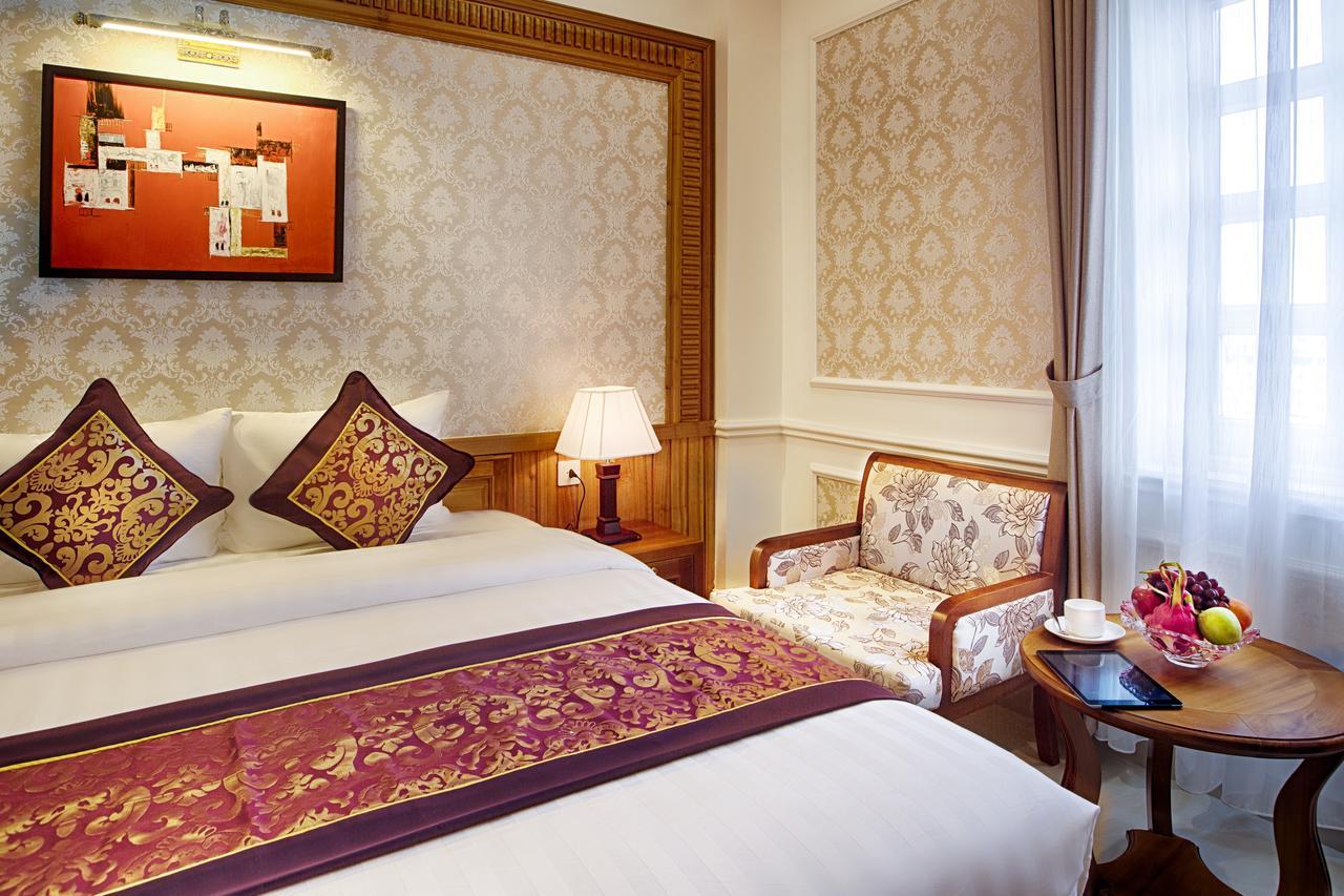 Riverside Hotel Quang Binh Донгхой Екстер'єр фото