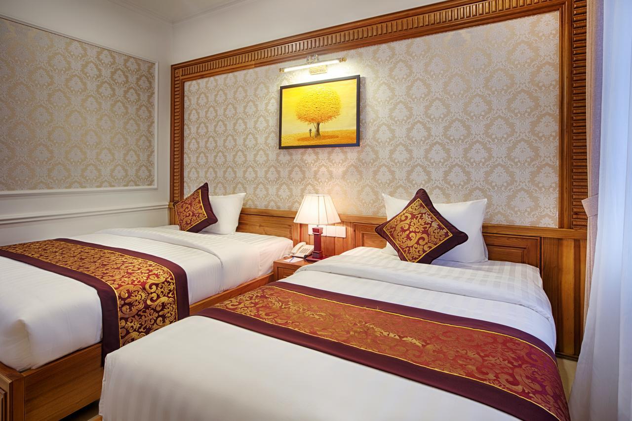 Riverside Hotel Quang Binh Донгхой Екстер'єр фото