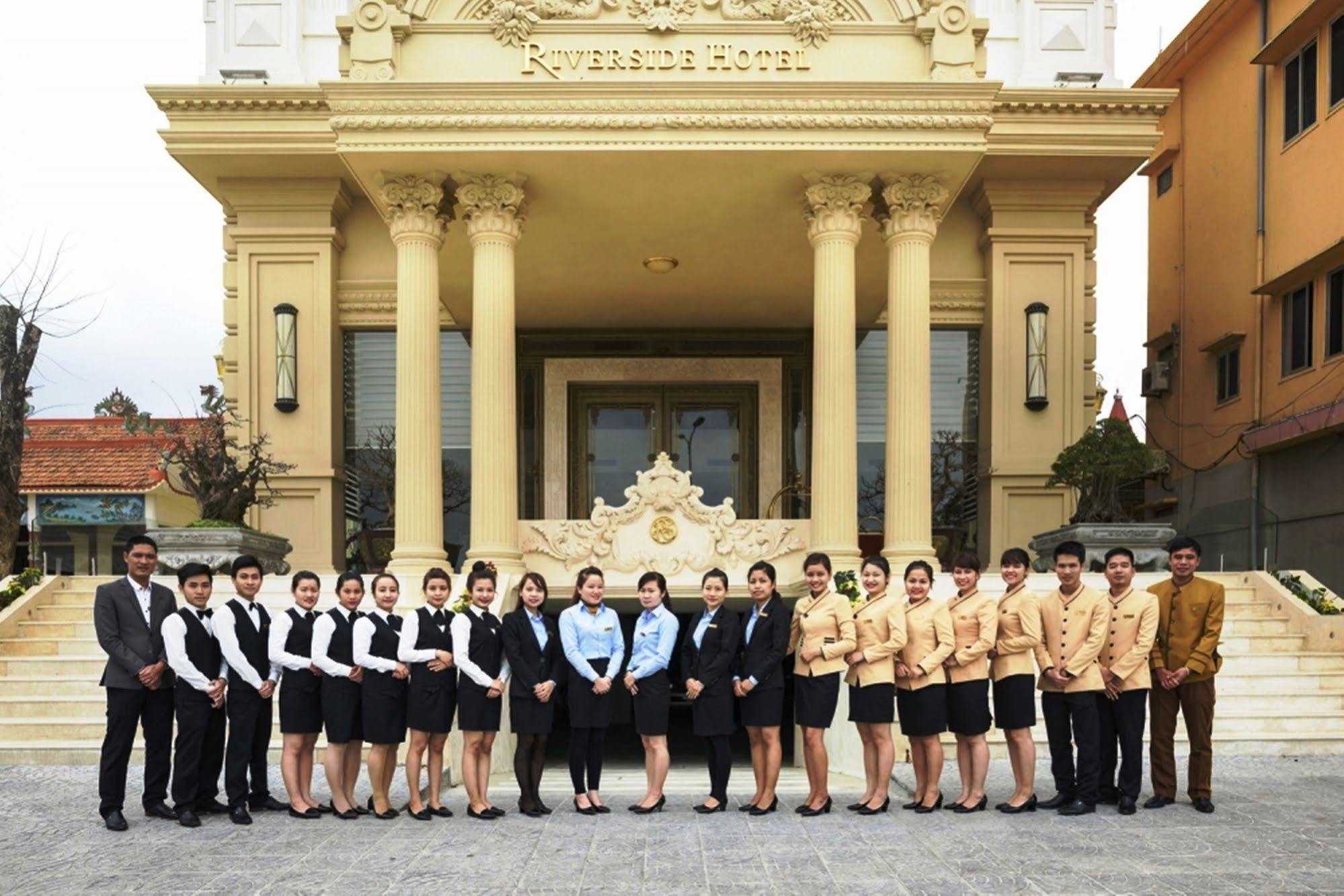 Riverside Hotel Quang Binh Донгхой Екстер'єр фото