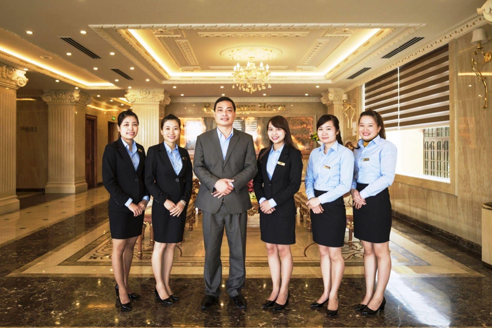Riverside Hotel Quang Binh Донгхой Екстер'єр фото